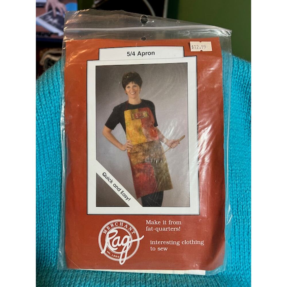 5/4 apron make with fat squares